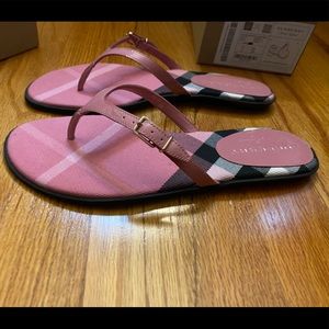 Burberry “Meadow” Sandals (never worn, new in box)